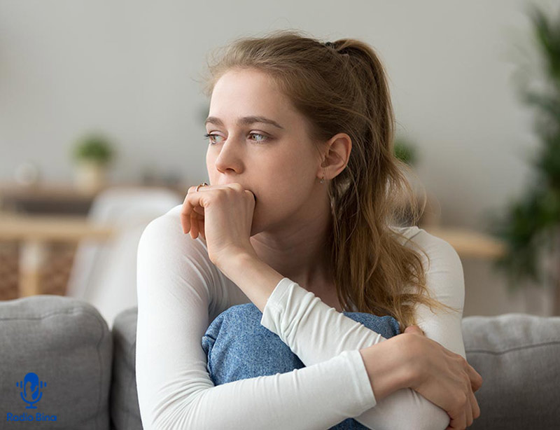 پنهان کردن احساسات